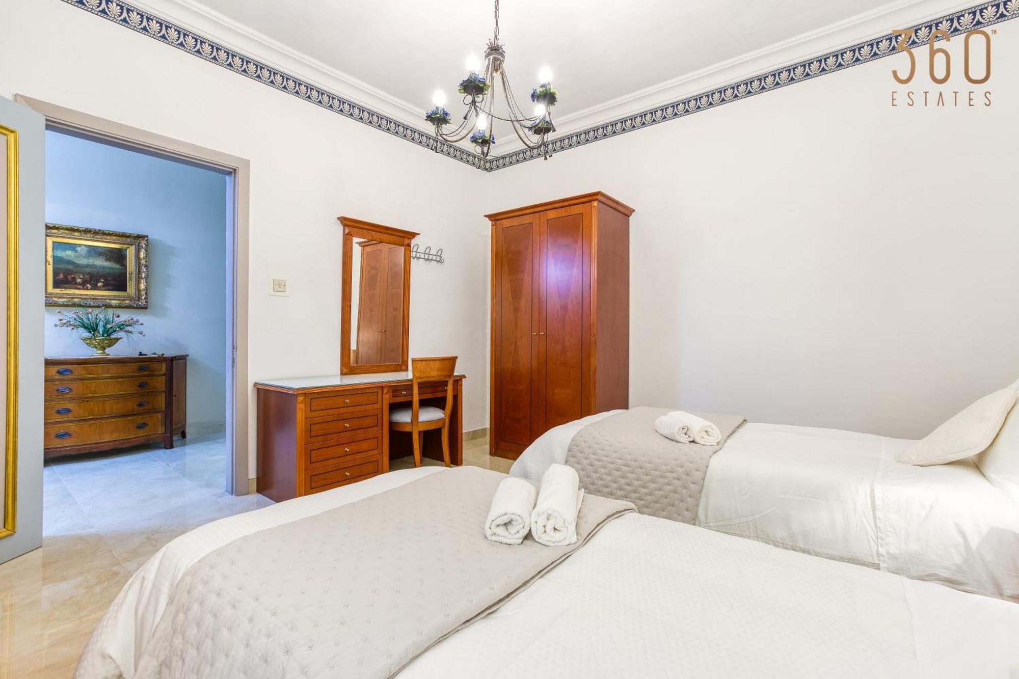 A Lovely 3Br Maisonette In Lovely Town Of Rabat By 360 Estates Экстерьер фото